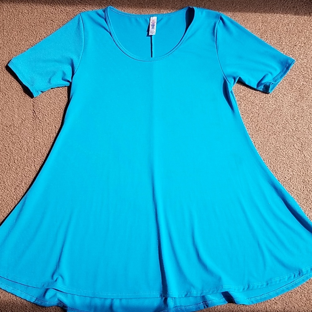 Lularoe XS Perfect Tee